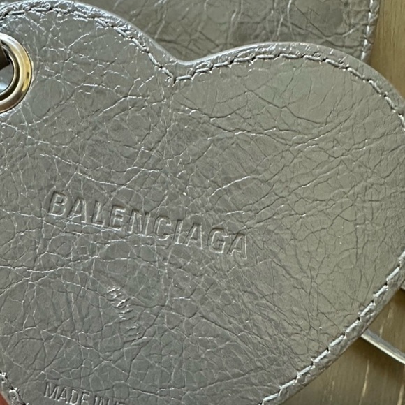 COPY - Balenciaga Crossbody - Picture 14 of 16